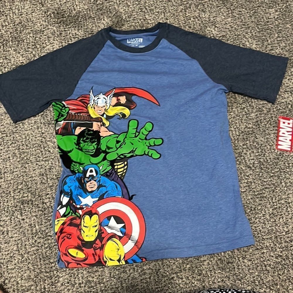 NWT Marvel Character T Short - XXL 18